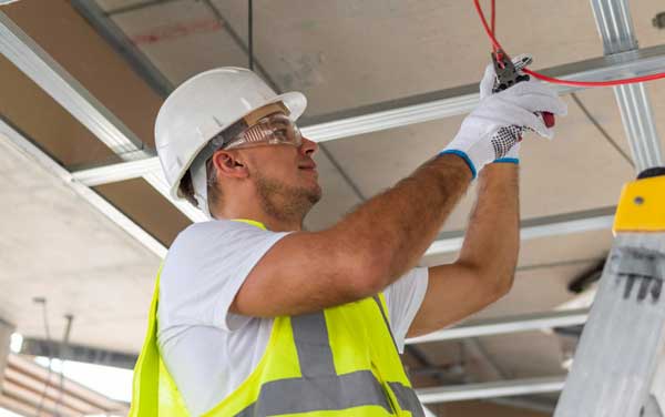 licensed electrician toronto